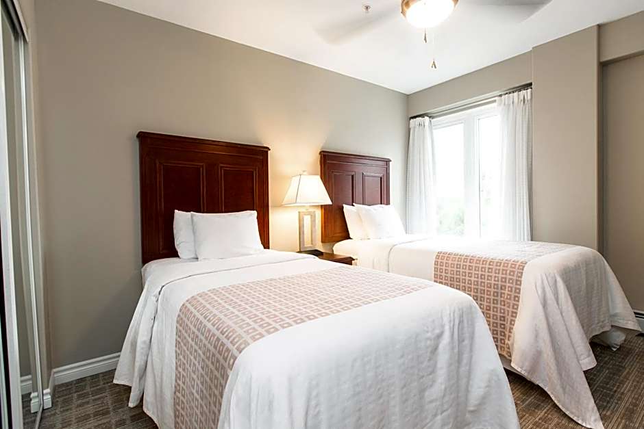 Canterra Suites Hotel