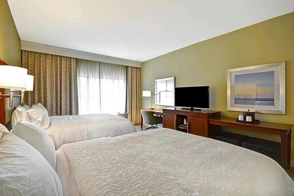 Hampton Inn & Suites Charleston Airport