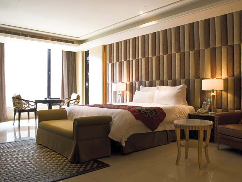 Yes Motel City Resort Paradise