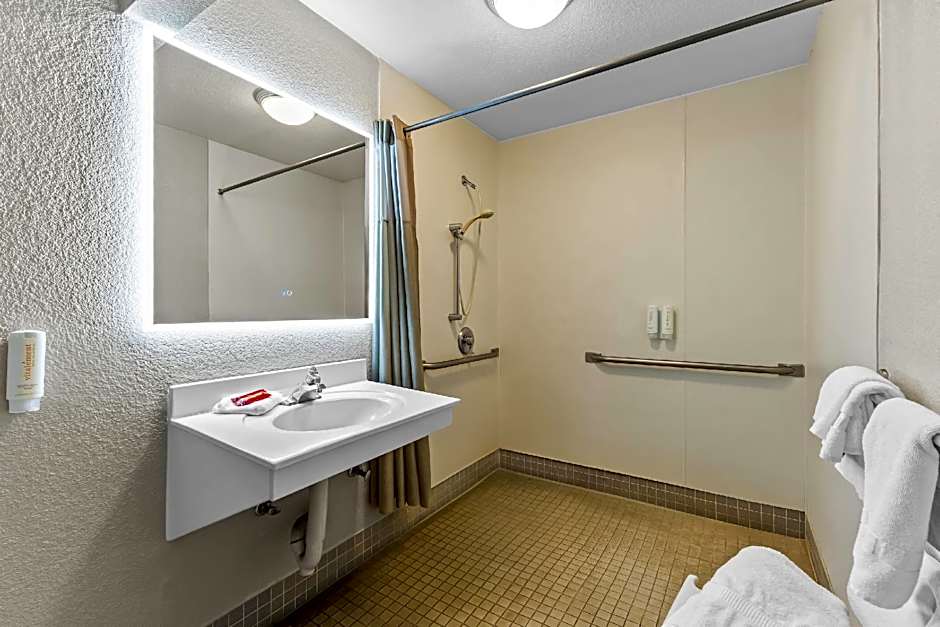 Park Inn by Radisson, Wells