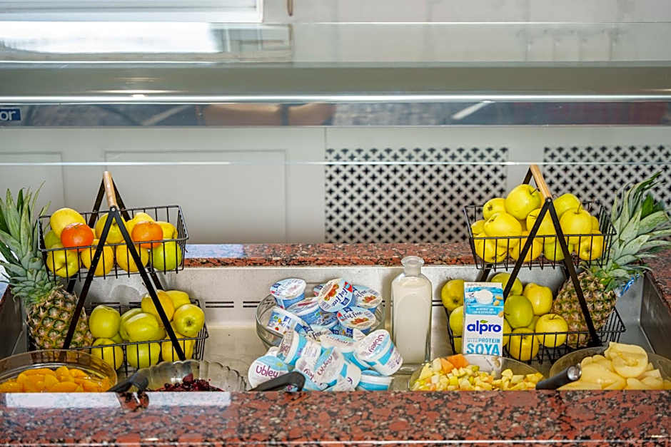 Ivy Bush Royal Hotel by Compass Hospitality