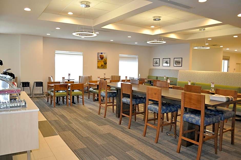 Holiday Inn Express & Suites Price By IHG