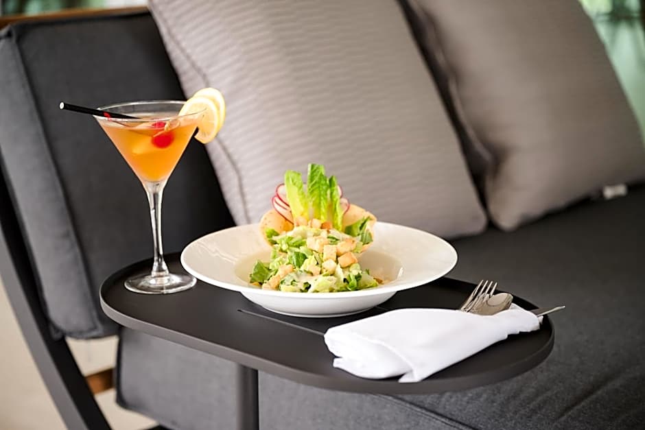 AC Hotel by Marriott Fort Lauderdale Airport