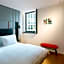 citizenM Paris La Défense