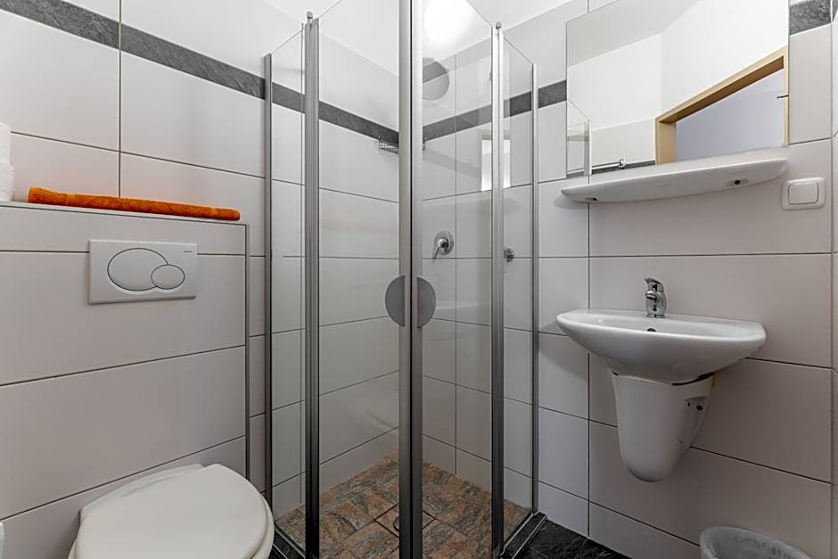 OEKOTEL Treffpunkt Föhrenhain