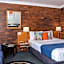 Country Pathfinder Motor Inn
