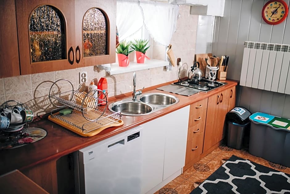 Dom Wypoczynkowy Trzy Sroczki