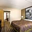 Super 8 by Wyndham Sevierville Riverside