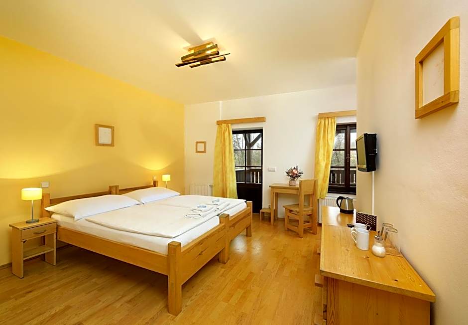 Hotel Garni Myší Díra