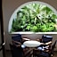 Siroco's Rooms And Studios