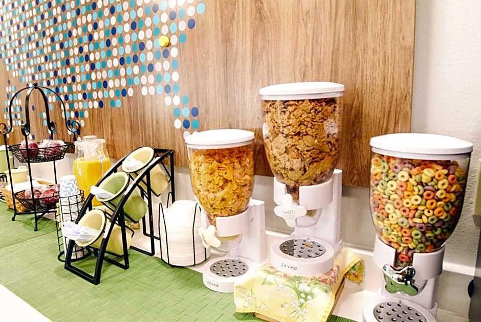 Microtel Inn & Suites By Wyndham Charlotte/Northlake