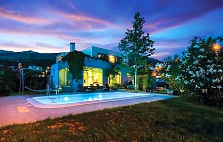 Villa Beganovic with private heated pool