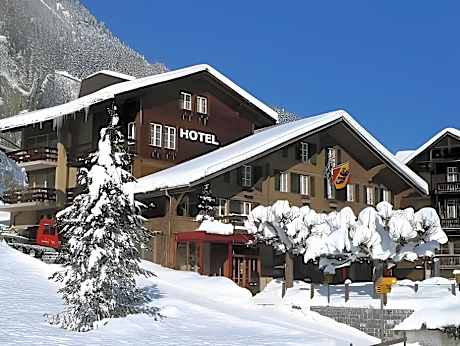 Budget Double Room with Shared Bathroom