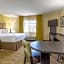 Candlewood Suites Aurora-Naperville