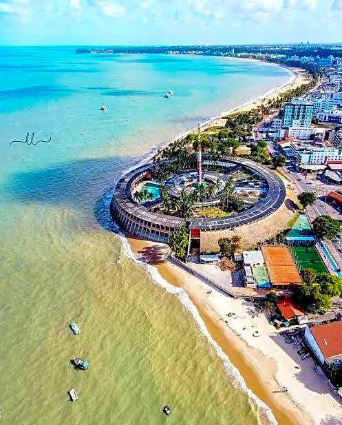 Confortável flat em frente à praia de Tambaú