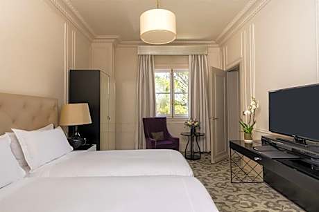 Pavillon 4 Star - Family Connecting Rooms