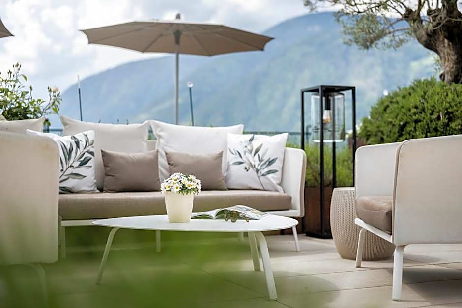 Small & Beautiful Hotel Gnaid