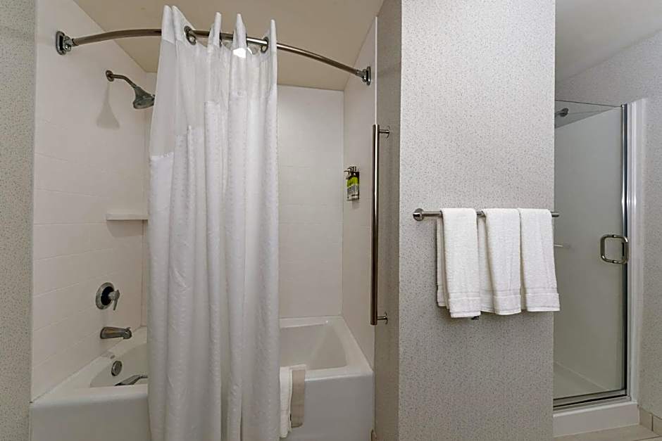Holiday Inn Express Lodi By IHG