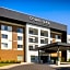 Courtyard by Marriott Edison Woodbridge