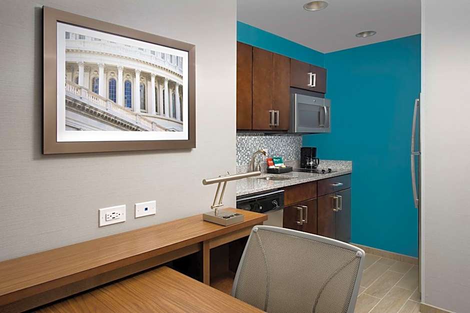 Homewood Suites by Hilton Washington DC NoMa Union Station