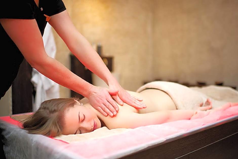 Aqua Center Apartments