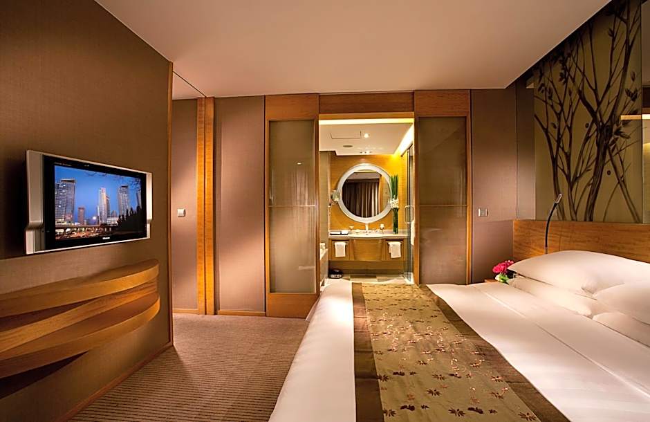 Photo 1 of 1 of Superior 1 King Bed Suite