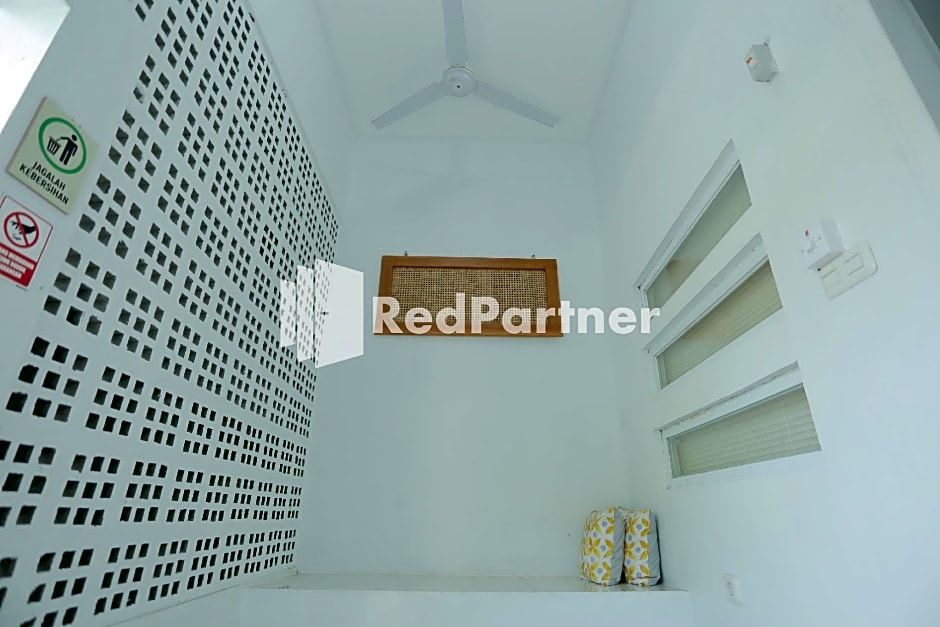 Pringgading Surf Camp Bengkulu Mitra RedDoorz