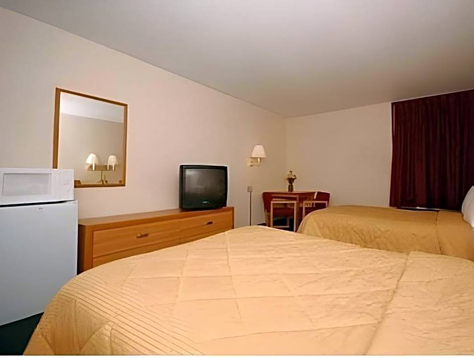 Quality Inn Waynesburg