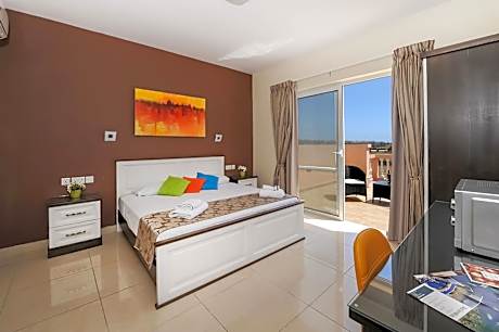 Superior Double Room with Terrace