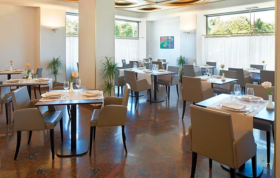 Starhotels Cristallo Palace