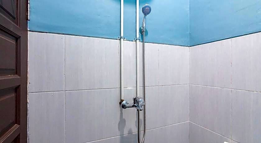 RedDoorz Syariah near Jalan Jakarta Samarinda