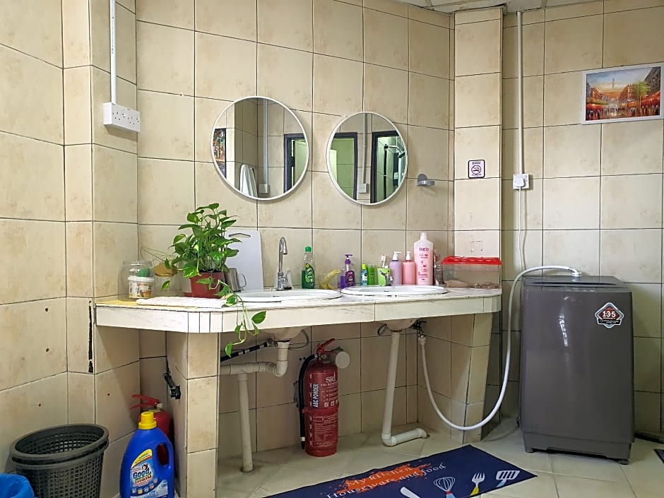 SPOT ON 90856 Arriva Travellers