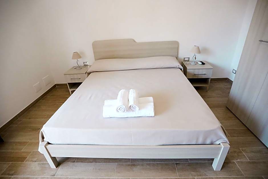 Il Viaggiatore Via Rimini Serapo