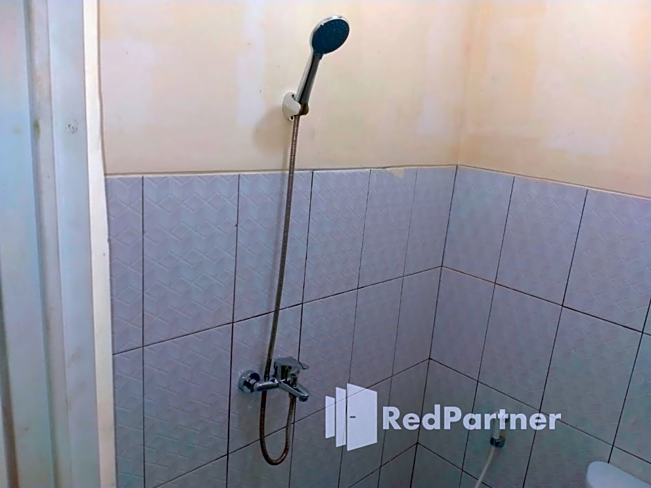 Navisha Guest House Syariah near Exit Tol Batang RedPartner