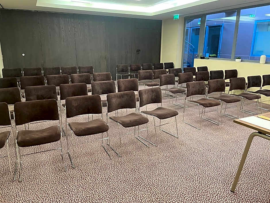 Crowne Plaza Lyon  Cite Internationale By IHG