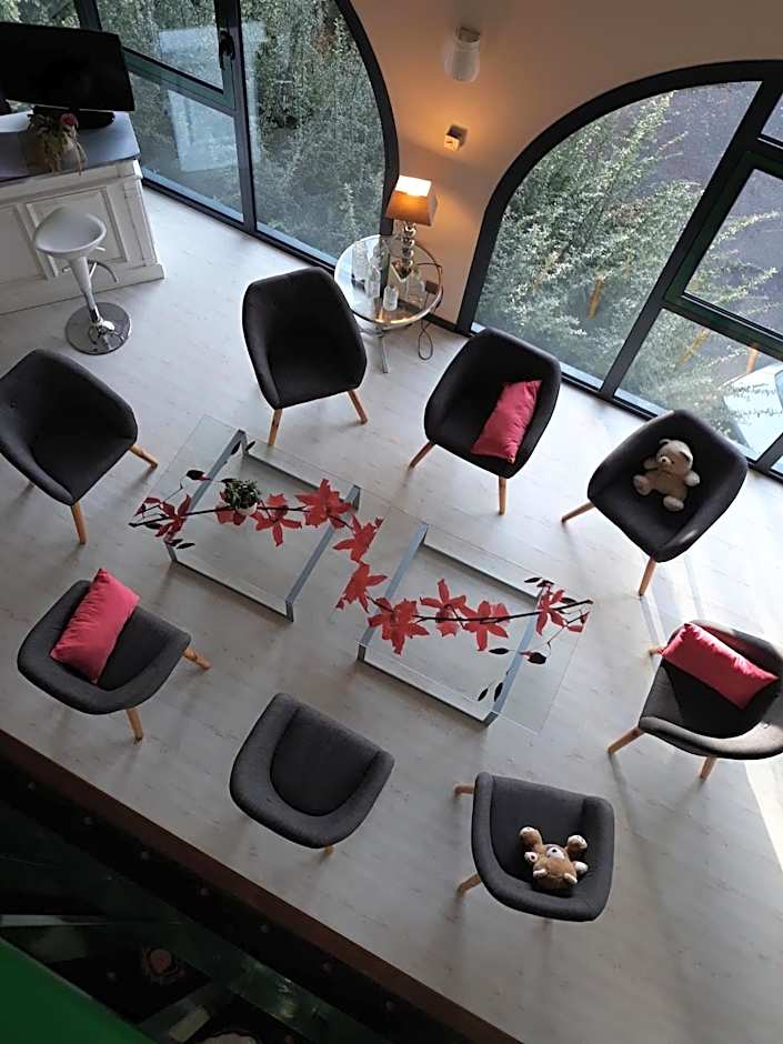 Golf Hotel Colvert - Room Service Disponible