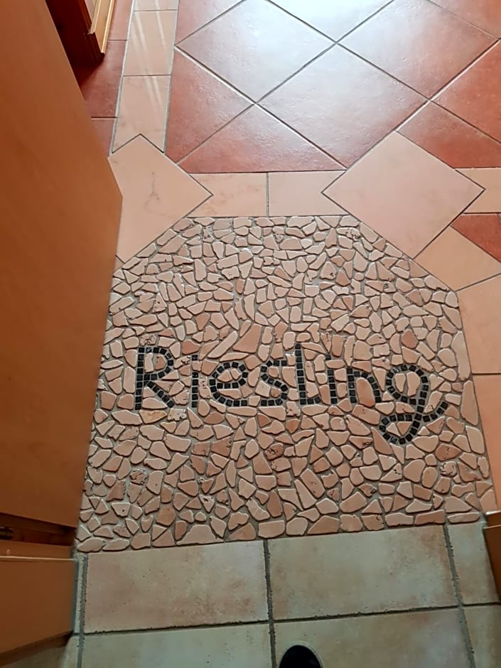 Weingut und Gästehaus Henrici