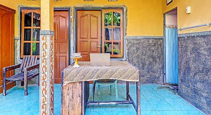Hotel O Sekar Jagat Near Pantai Baluk Rening