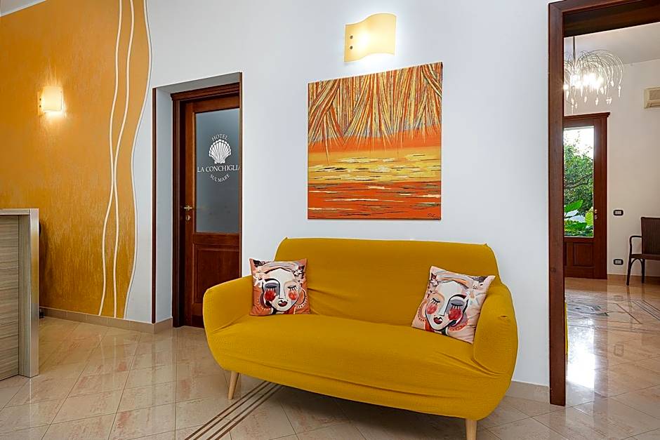 La Conchiglia sul mare Hotel