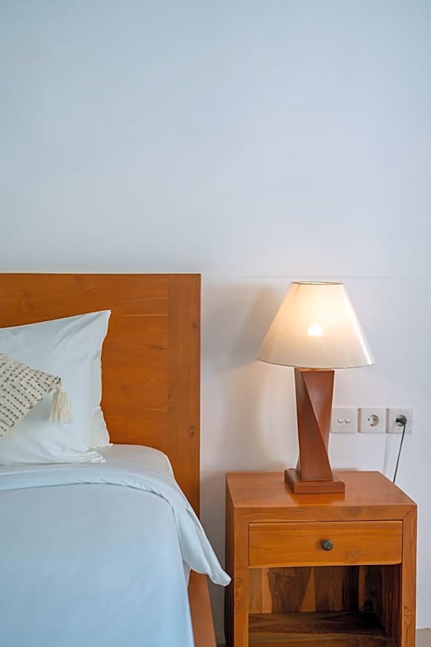 Nusa Indah Onai Hotel