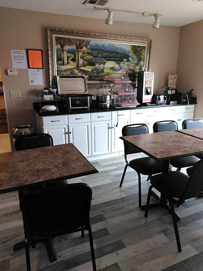 Hawthorn Extended Stay by Wyndham Wichita