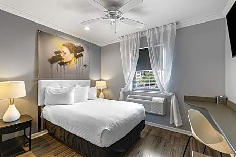 Double Room - Non-Smoking