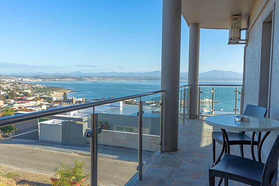 Bar-t-nique Guest House