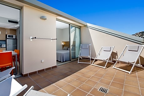 TWO BEDROOMS APARTMENT 4 PEOPLE