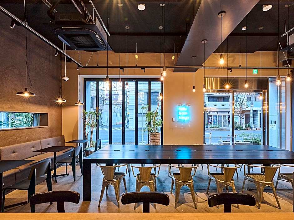 Hotel Plus Hostel TOKYO AKIHABARA