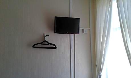 Family Room (2 Adults + 3 Children)