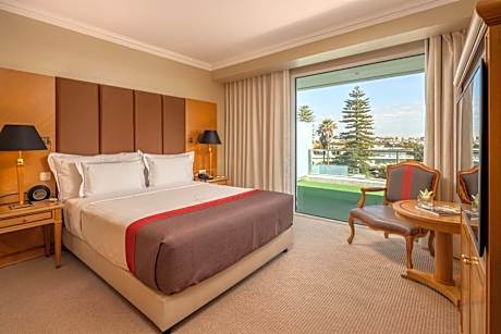 DOUBLE OR TWIN SUPERIOR ROOM