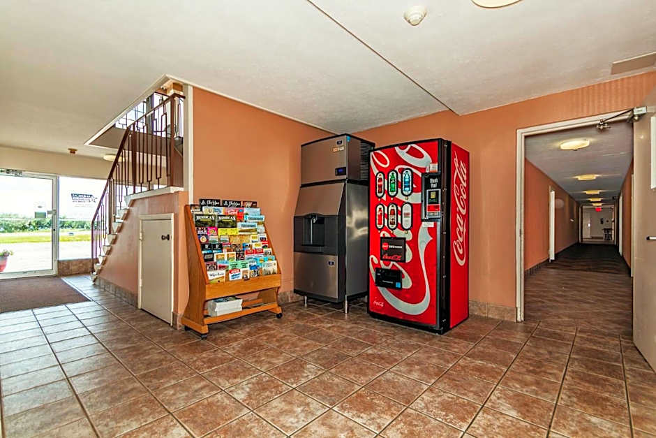 Americas Best Value Inn Austinburg