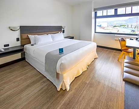 Parque del Lago Boutique Hotel