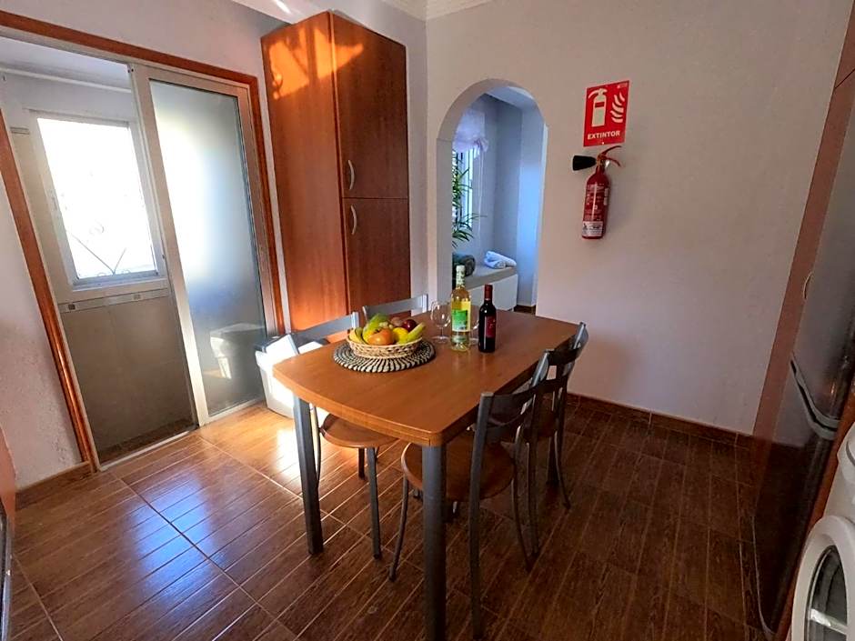 B&B and Apartments El Charco Azul